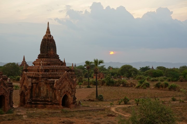 temple birmanie bagan